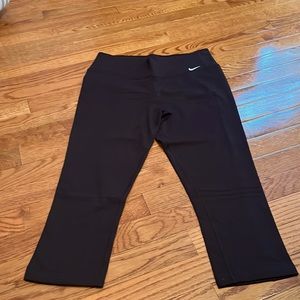 Nike black DRI-FIT capri leggings